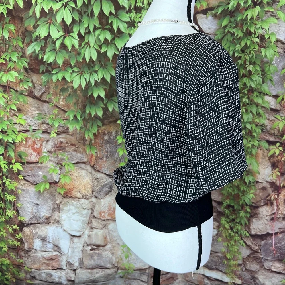 THEORY Black and White Geometric Print Quiet Luxury Blouse, S - Picture 7 of 10